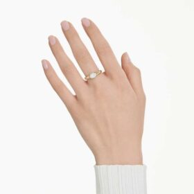 Dextera Ring Mixed Cuts, White, Gold-Tone Plated