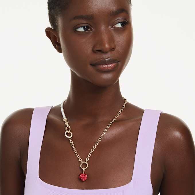 Idyllia Charm Round Cut, Heart, Red, Gold-Tone Plated Idyllia Charm Round Cut, Heart, Red, Gold-Tone Plated