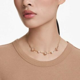 Idyllia Necklace Crystal Pearl, Mixed Cuts, Flower, Multicolored, Gold-Tone Plated
