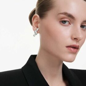 Matrix Earrings Baguette Cut, Knot, White, Rhodium Plated